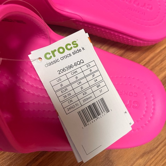 Nicki Minaj Style Bright Pink Crocs Sandals New with Tag! - Picture 3 of 6